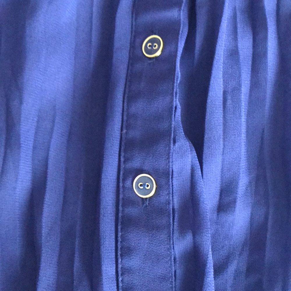 Sheer Button Up Tank - Picture 2 of 4